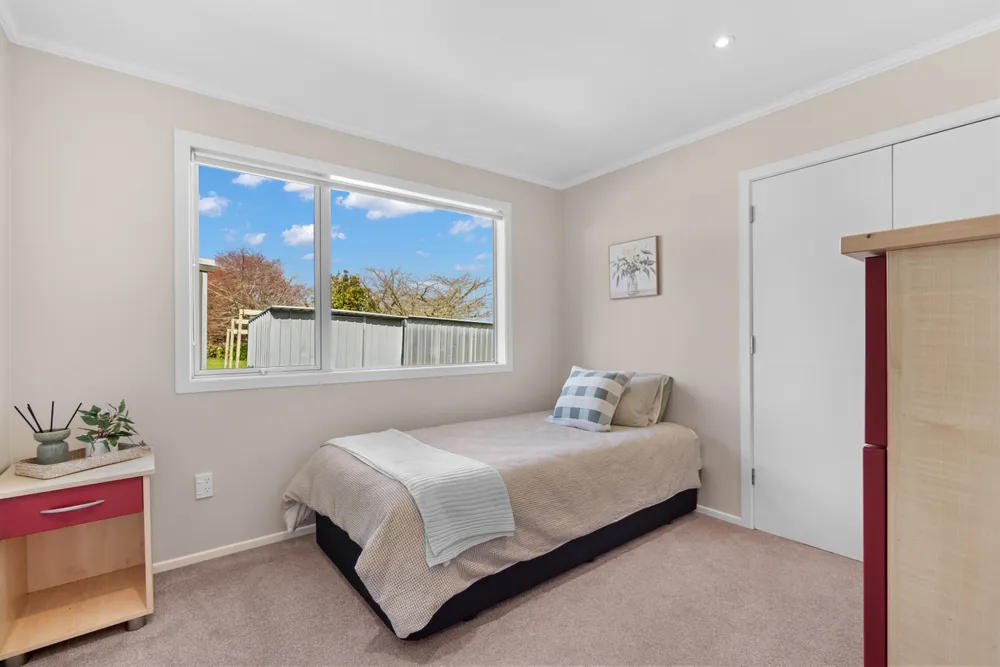 Photos of 41 Woodward Road