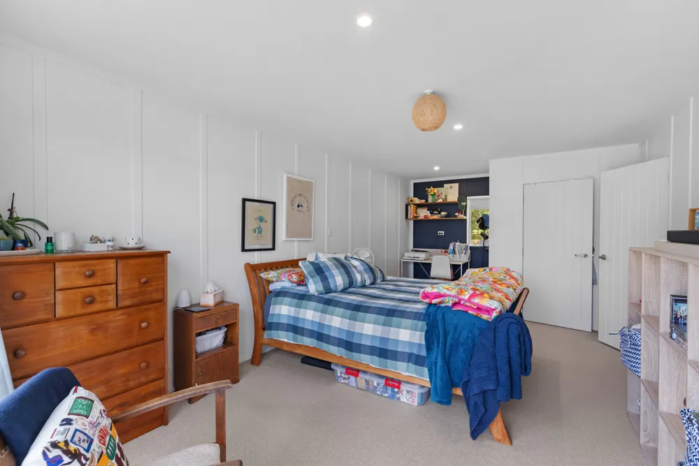 Photos of 41 Woodward Road