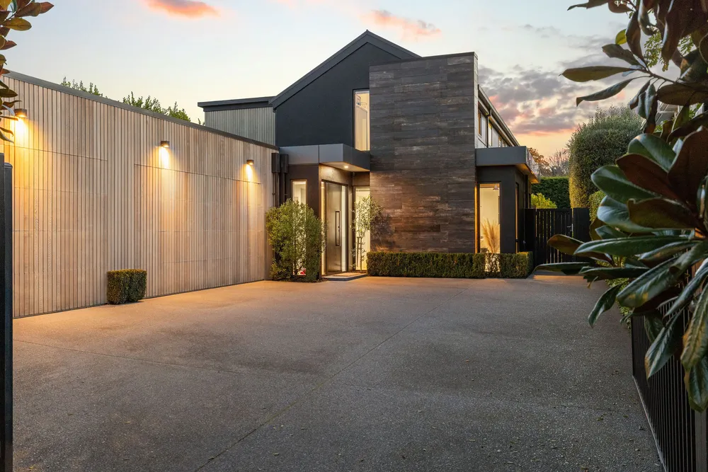 Photos of 10 Preston Avenue