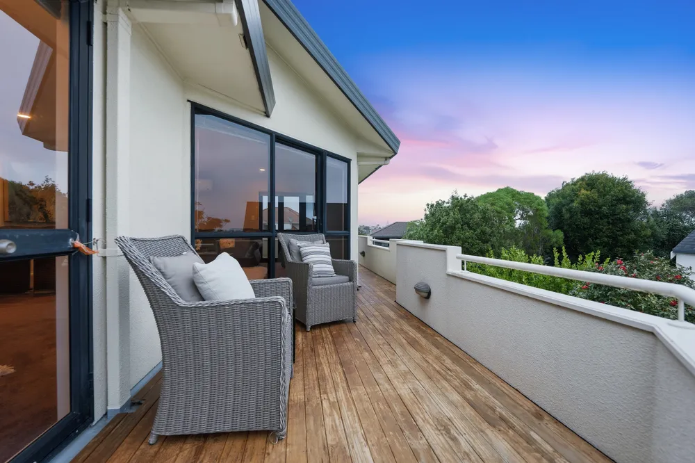 Photos of 8 Chiania Place