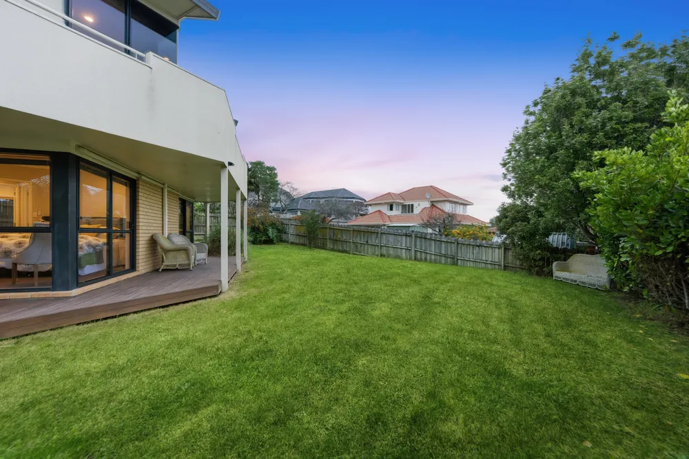 Photos of 8 Chiania Place