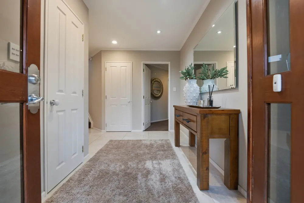 Photos of 8 Chiania Place
