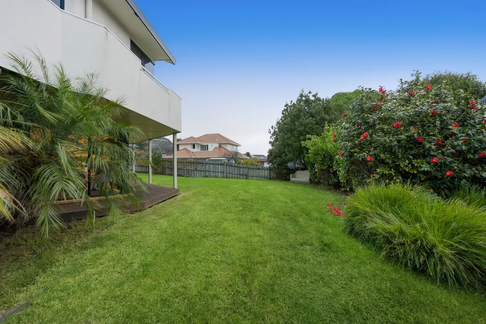 Photos of 8 Chiania Place