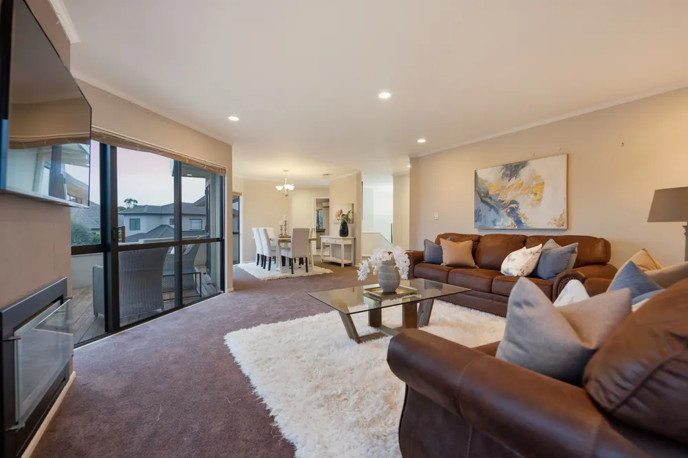 Photos of 8 Chiania Place