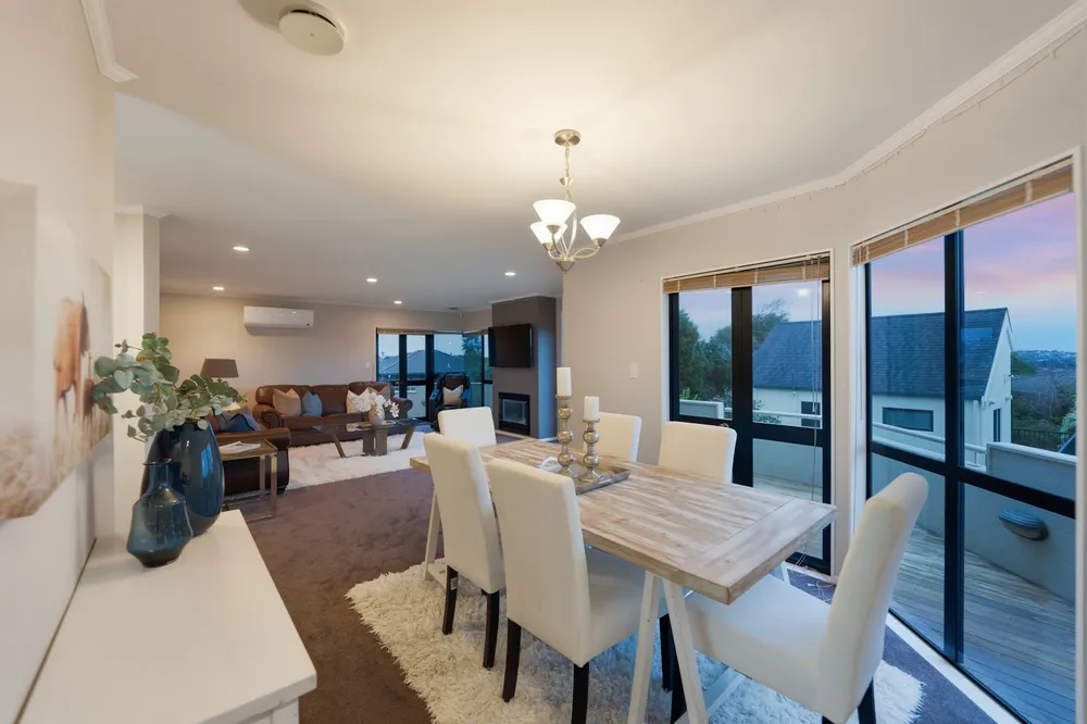 Photos of 8 Chiania Place