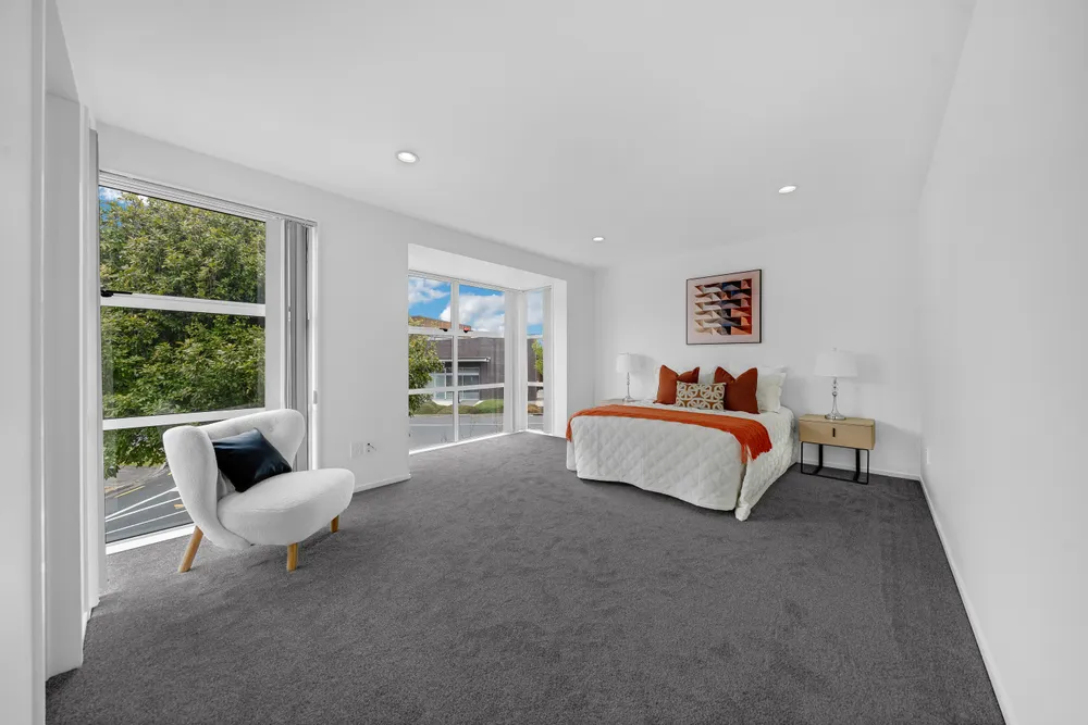 Photos of 4 Phar Lap Crescent