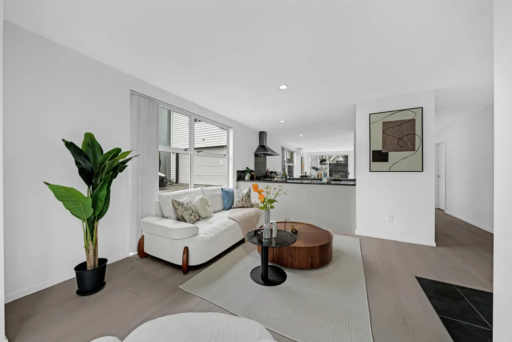 Photos of 4 Phar Lap Crescent