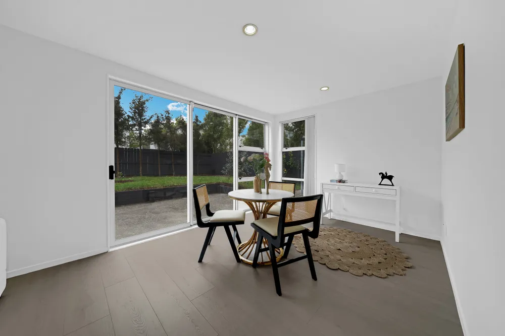 Photos of 4 Phar Lap Crescent