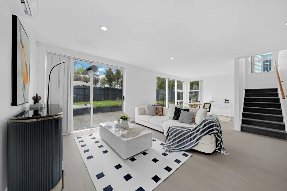 Photos of 4 Phar Lap Crescent