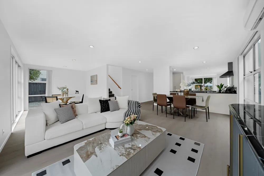 Photos of 4 Phar Lap Crescent