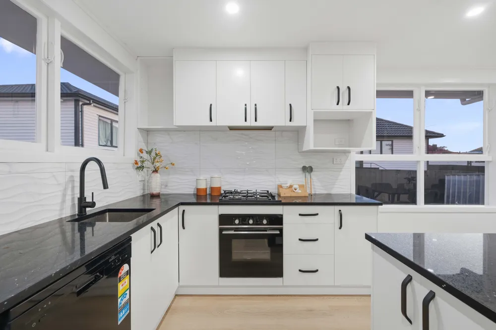 Photos of 54 Cobham Crescent