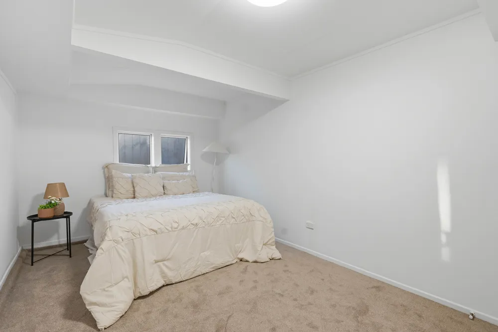 Photos of 54 Cobham Crescent