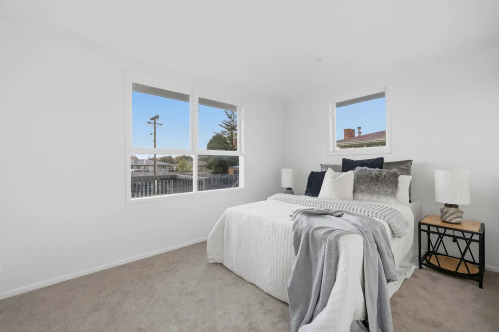 Photos of 54 Cobham Crescent
