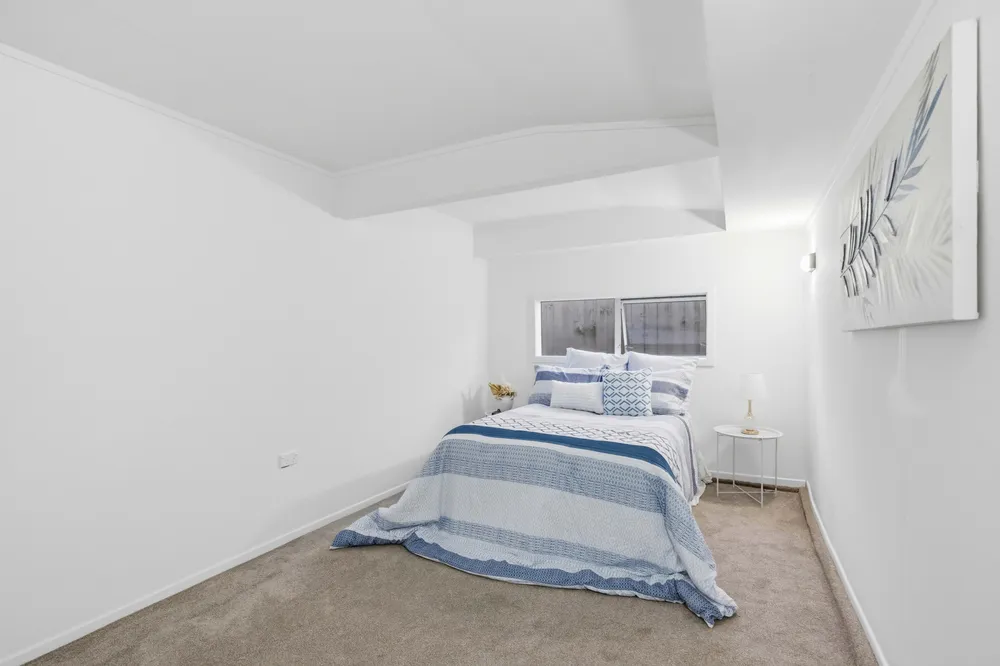 Photos of 54 Cobham Crescent