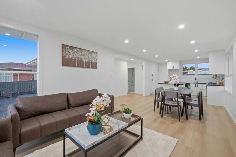 Photos of 54 Cobham Crescent