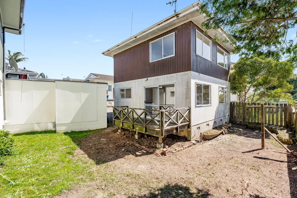 Photos of 2/10 Akehurst Avenue