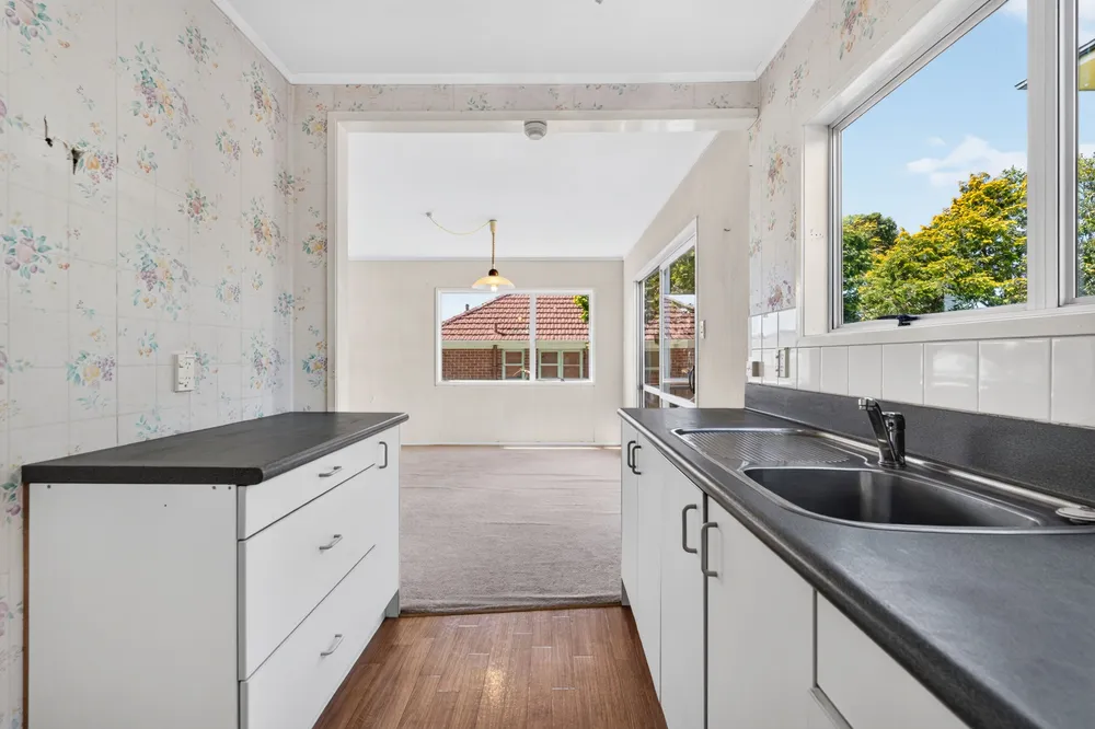 Photos of 2/10 Akehurst Avenue