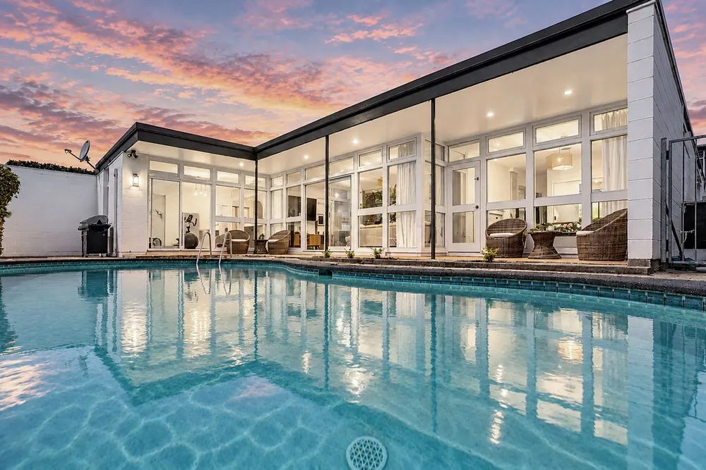 Photos of 24 Guinness Crescent
