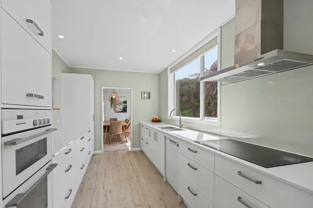 Photos of 24 Guinness Crescent
