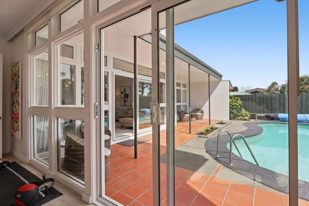 Photos of 24 Guinness Crescent
