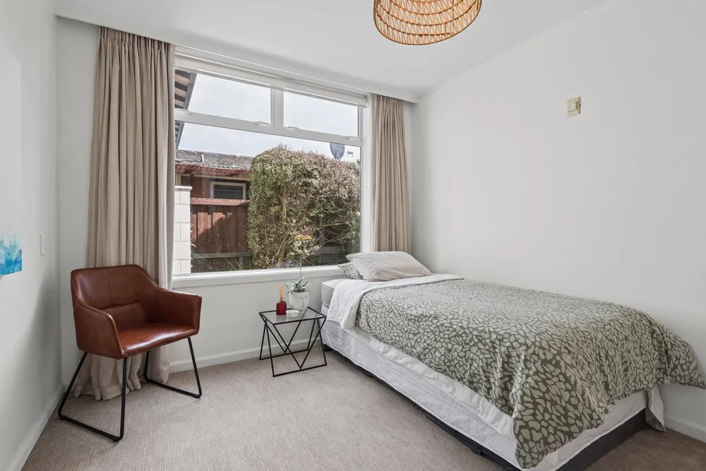Photos of 24 Guinness Crescent