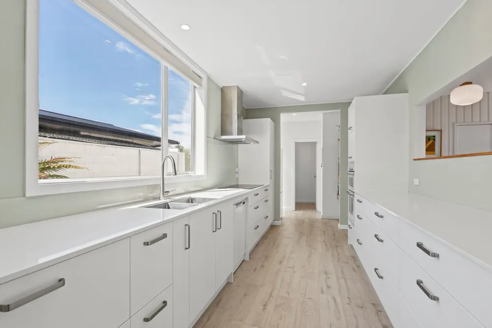 Photos of 24 Guinness Crescent