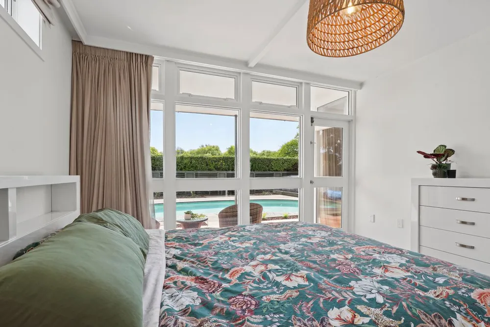 Photos of 24 Guinness Crescent