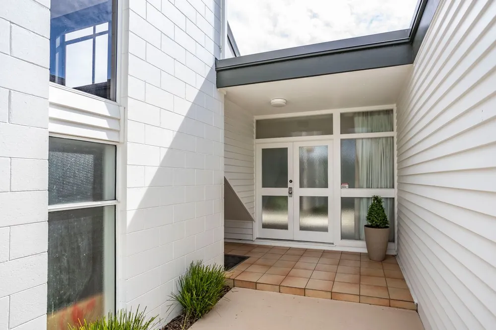 Photos of 24 Guinness Crescent