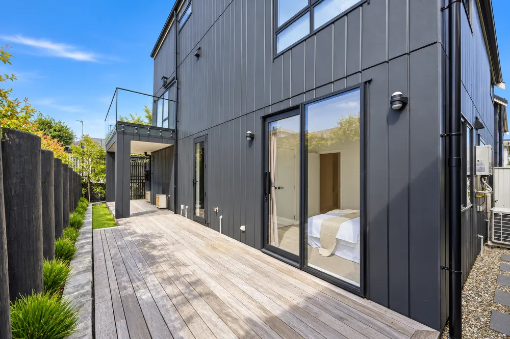 Photos of 47D Hastings Road