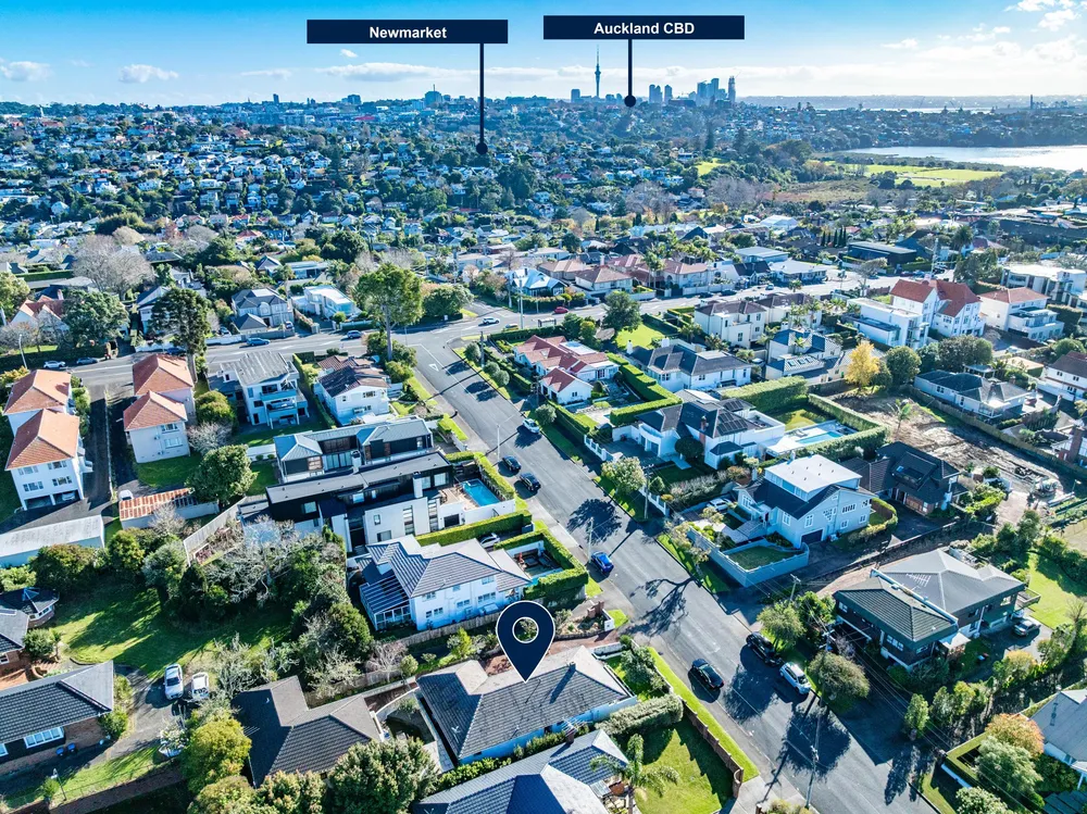 Photos of 9 Combes Road