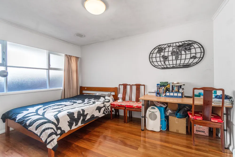 Photos of 9 Combes Road