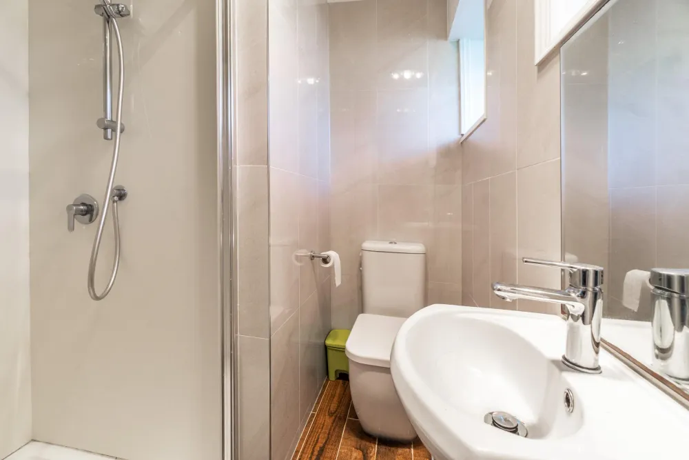 Photos of 9 Combes Road