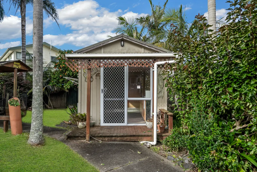 Photos of 13 Gladfield Lane