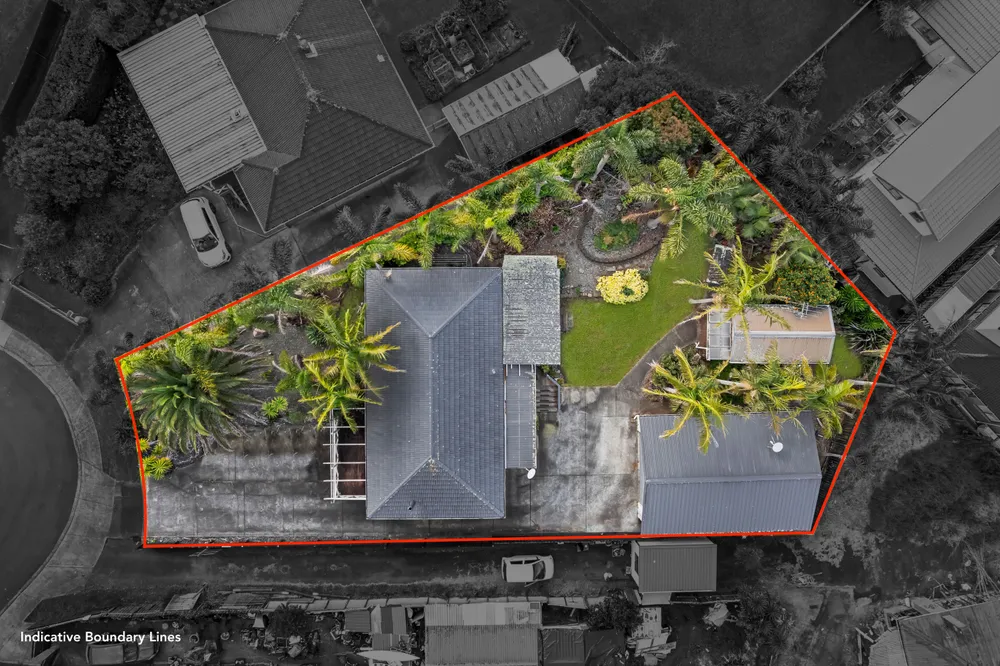 Photos of 13 Gladfield Lane