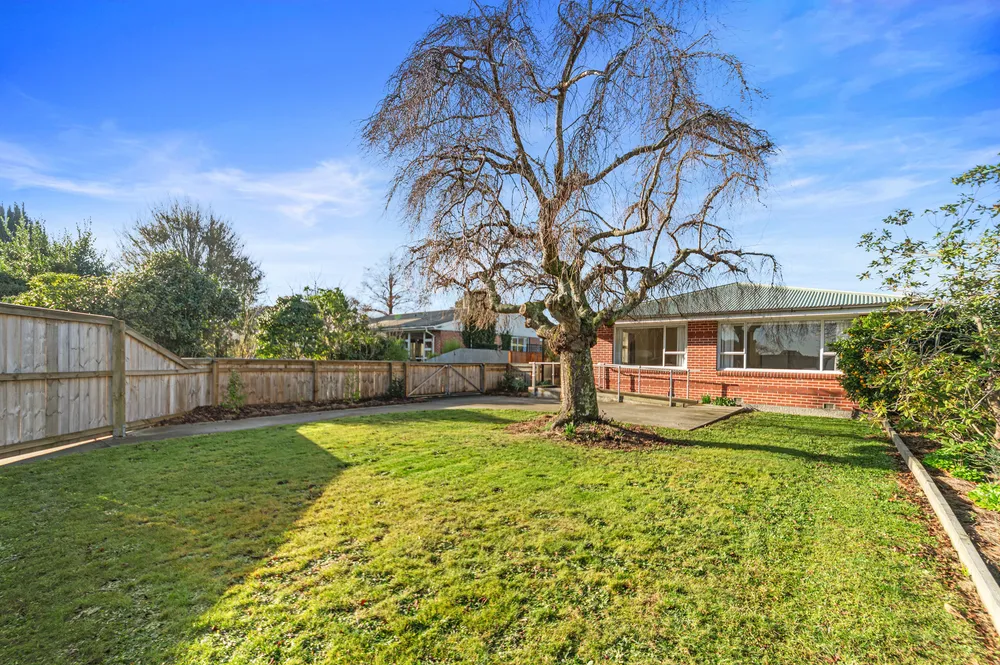 Photos of 551 Springs Road
