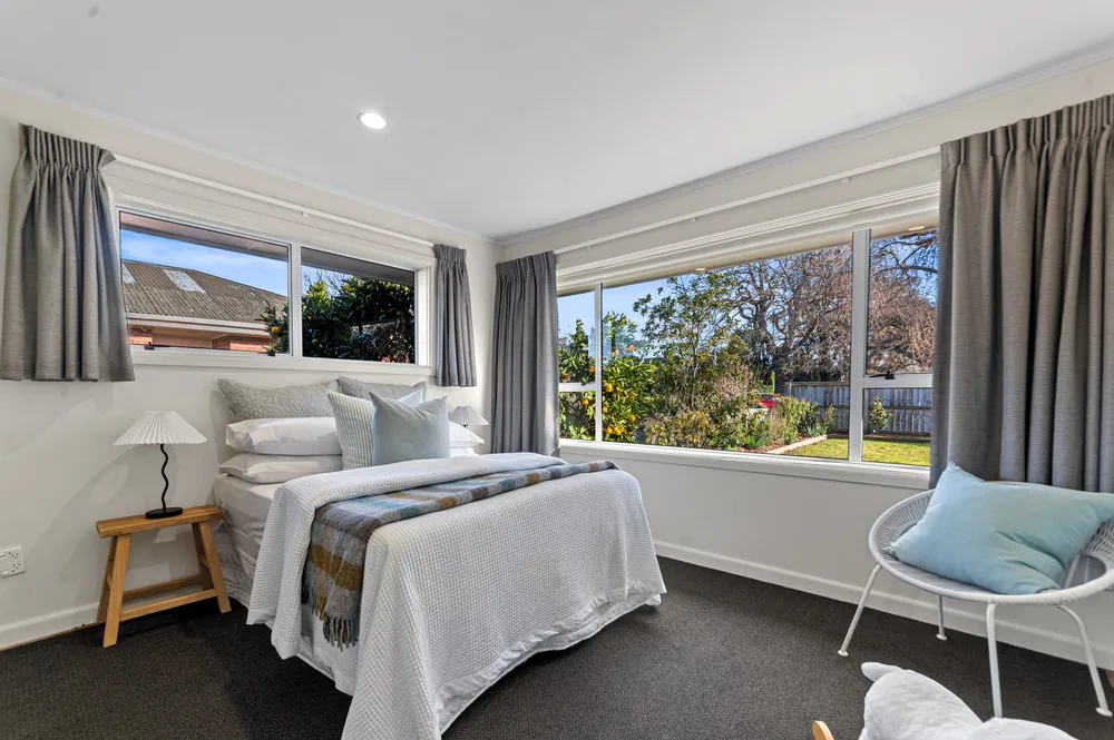 Photos of 551 Springs Road