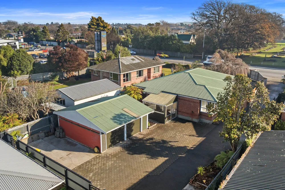 Photos of 551 Springs Road