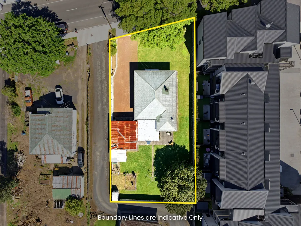 Photos of 240 Princes Street East