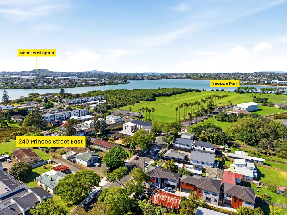 Photos of 240 Princes Street East