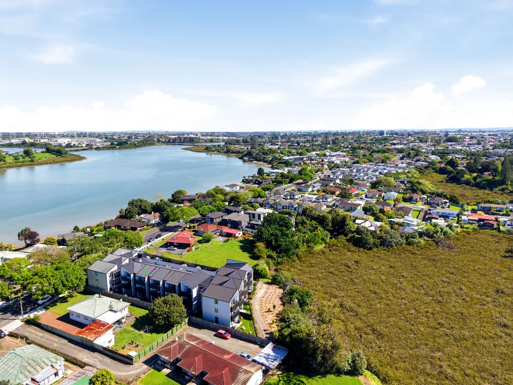 Photos of 240 Princes Street East