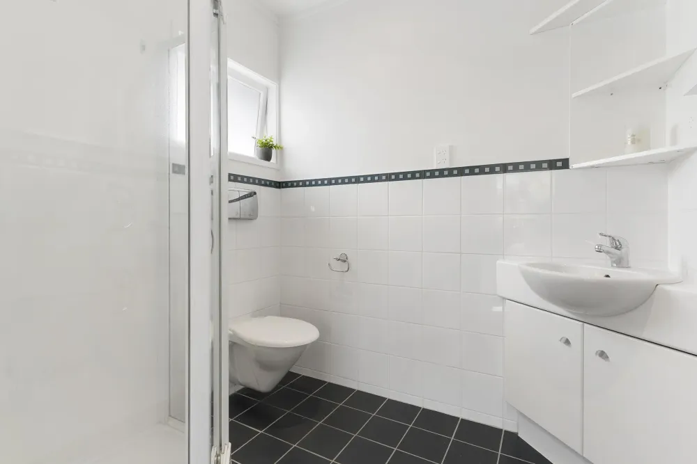 Photos of 38 Merriefield Avenue