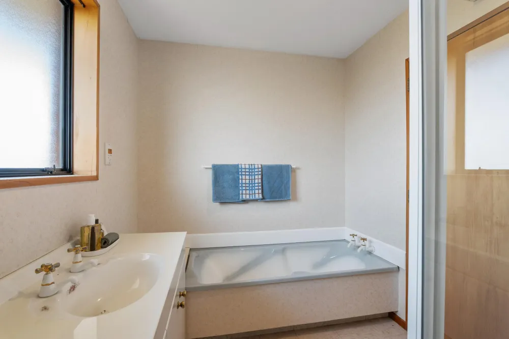 Photos of 13 Lancewood Drive