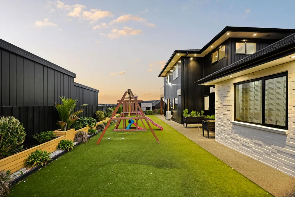 Photos of 7 Purser Crescent