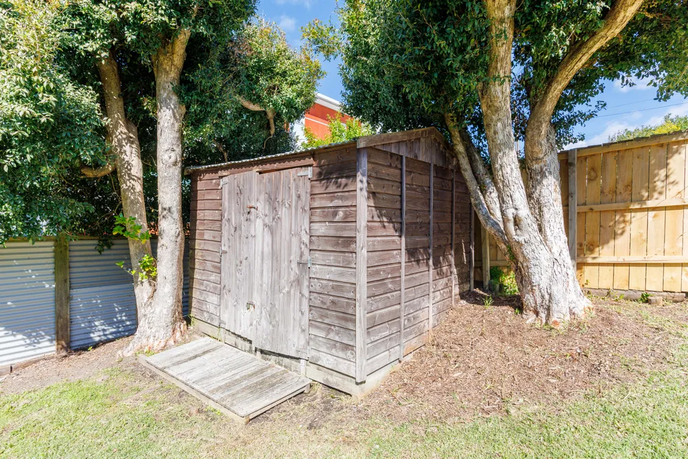 Photos of 1071 Whangaparaoa Road