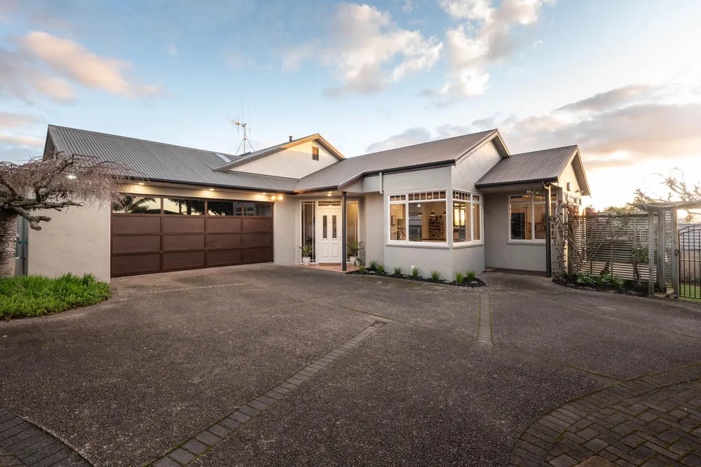 Photos of 8 Jefferson Heights