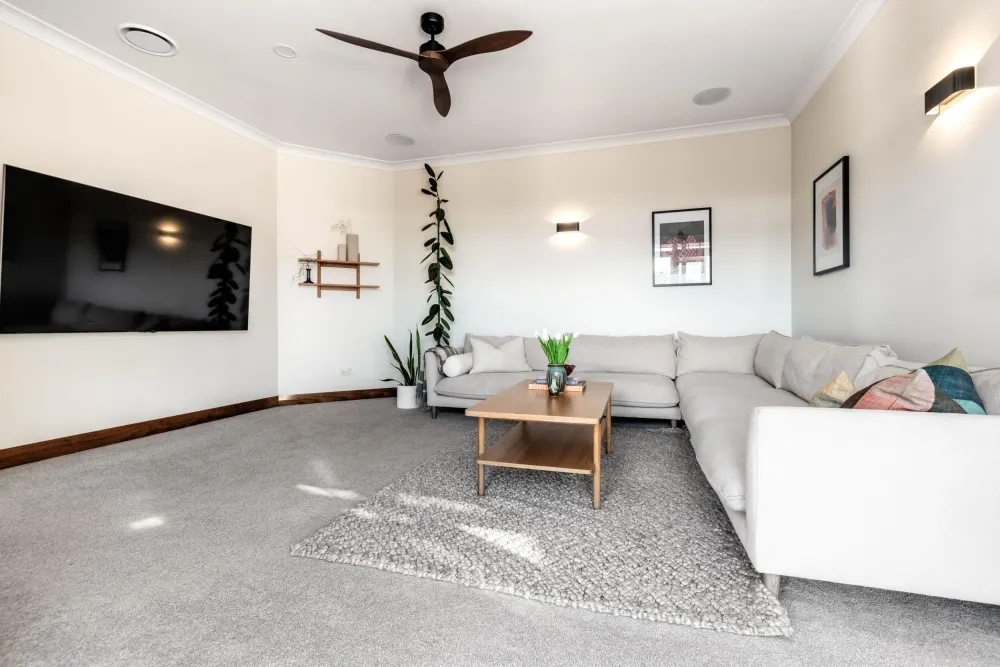 Photos of 8 Jefferson Heights