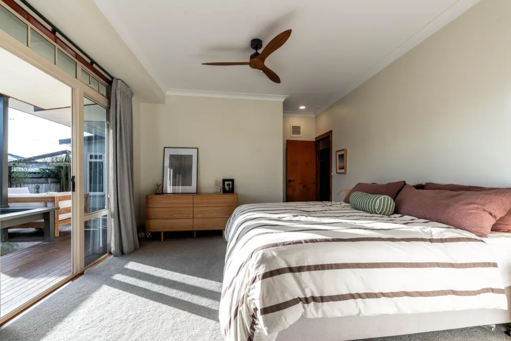 Photos of 8 Jefferson Heights