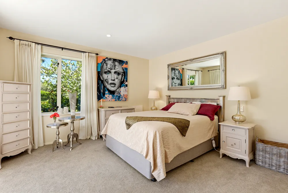 Photos of 10 Newton Place