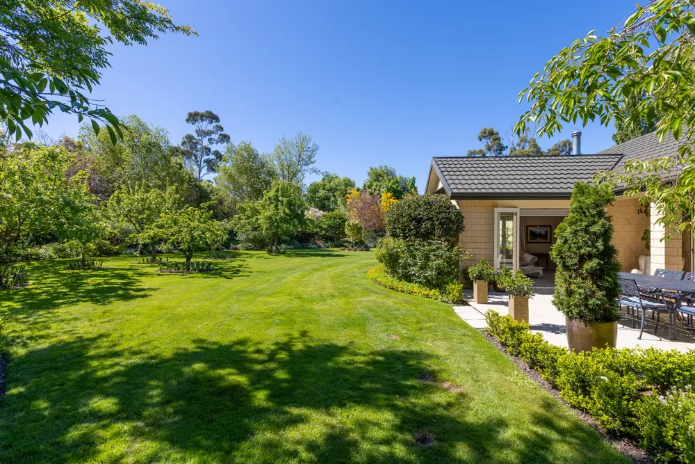 Photos of 10 Newton Place
