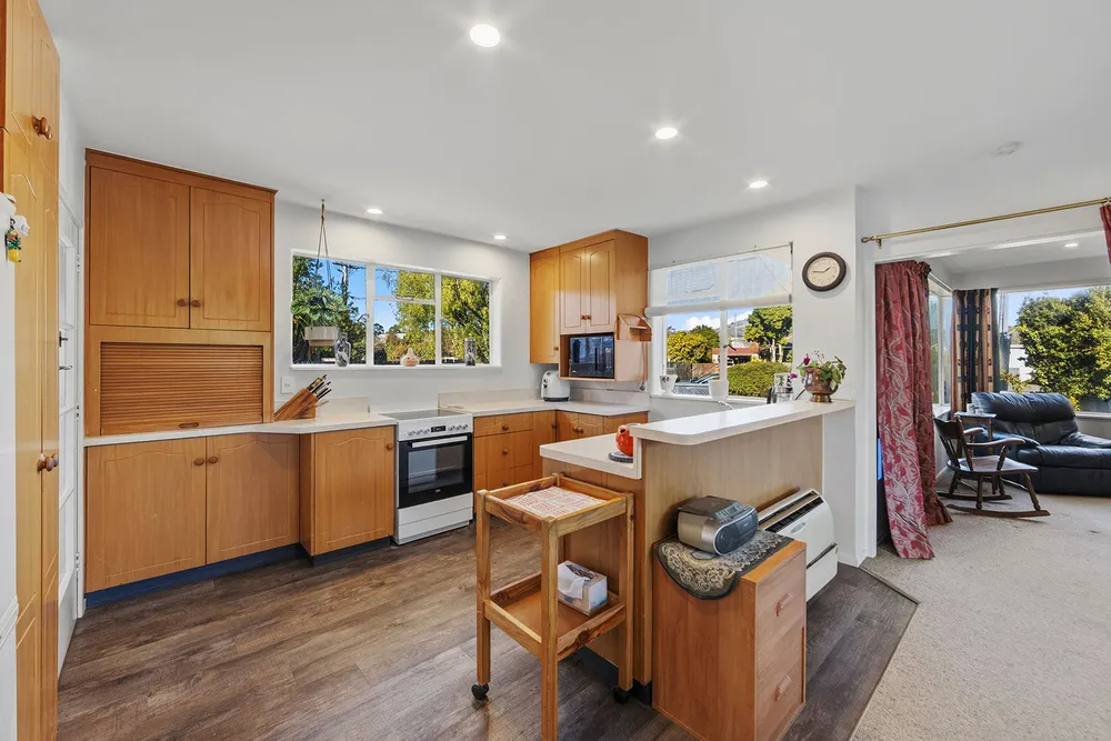 Photos of 85 Sparks Road